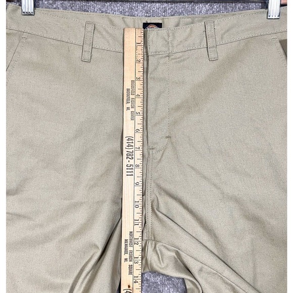 Dickies Young Mens Flat Front Classic Fit Bermuda Chino Shorts Mens Size 32 Tan - Picture 7 of 8